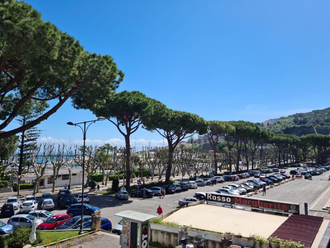 Deluxe Centrale, Gaeta