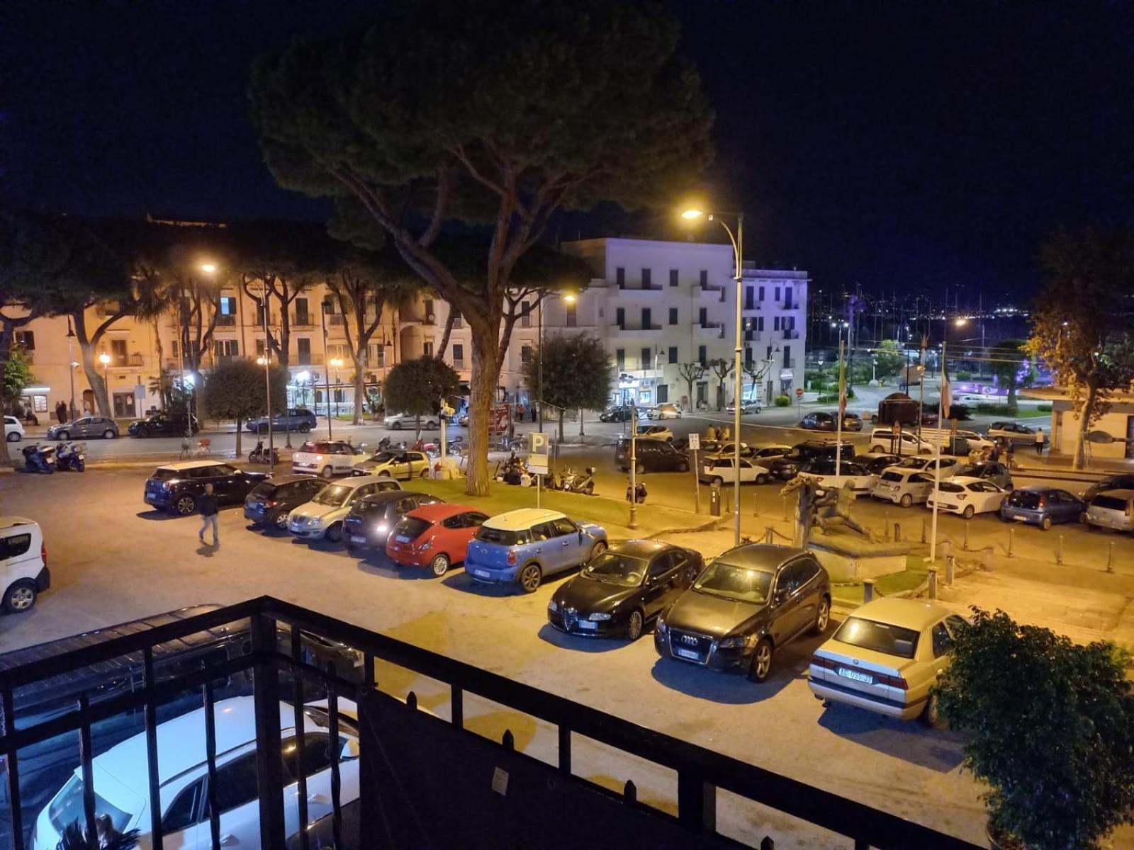 Deluxe Centrale, Gaeta